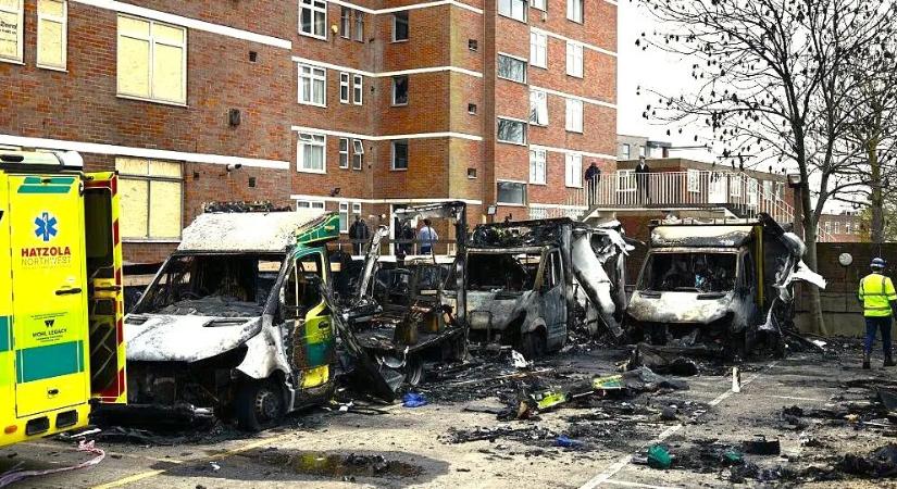 Újabb londoni zsinagógát próbáltak felgyújtani