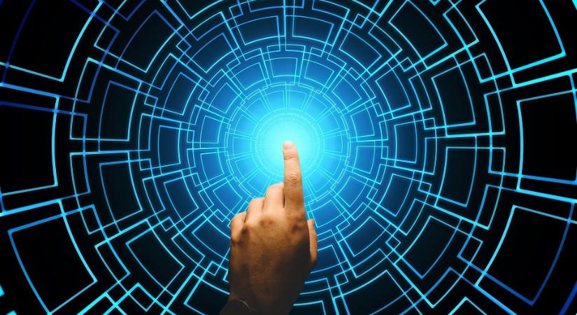 Deloitte: új alapokra helyezik az AI-modellek a vállalati IT-stratégiákat