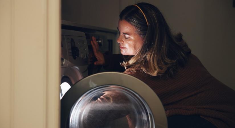 Szakértők tanácsa: ne járassa éjszaka a mosógépet és a mosogatógépet