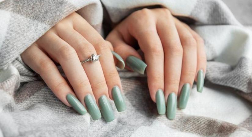Hivatalosan is ez a tavasz leggyönyörűbb körömtrendje: mindenki ezt kéri most a körmösétől
