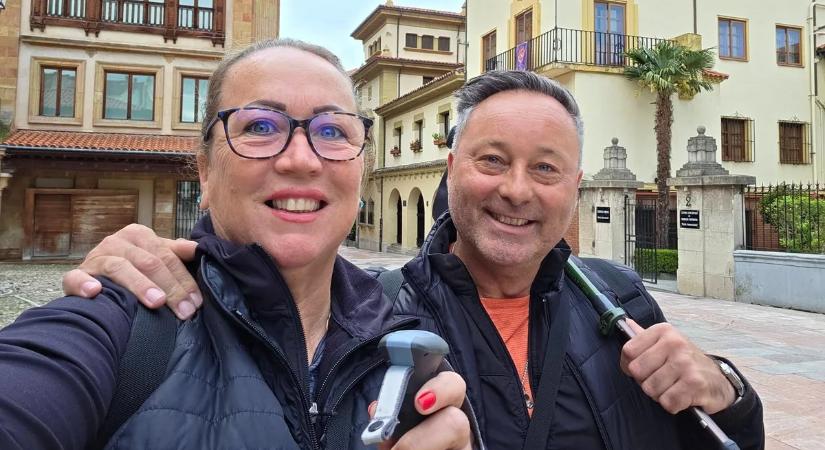 Netes csalók miatt került bajba Sihell Ferry