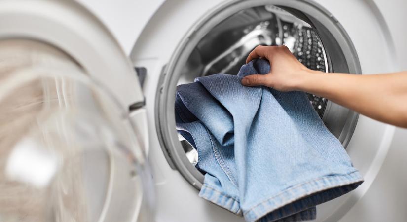 Nem hetente, nem havonta, és nem is évente kell mosni a farmert. Ez a helyes gyakoriság