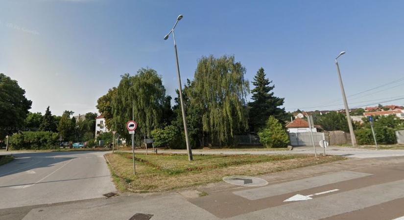 Megszépítenék az egyik kereszteződést Egerben – vita alakult ki a terv körül, Vágner Ákos is megszólalt