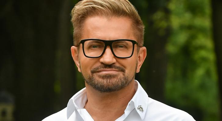 Jákob Zoltán retusálatlan akkor és most fotókkal jelentkezett, ennyit változott öt év alatt