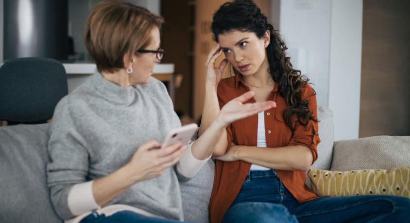 A szülők, akikkel felnőttként megszakítják a gyerekeik a kapcsolatot, általában ezzel a 11 tulajdonsággal rendelkeznek