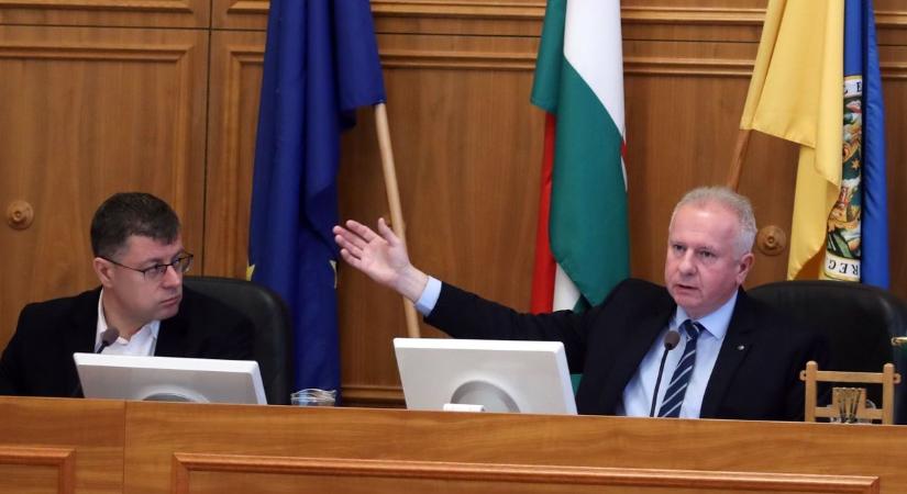 Előrehozott önkormányzati választás jöhet, Pécsen már megvan Péterffy utódja?