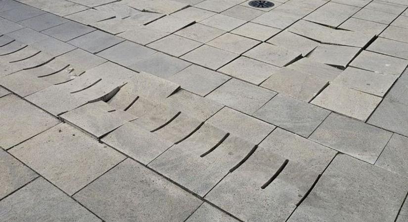 Helyreállítják a megrongált győri szökőkutat - videóval