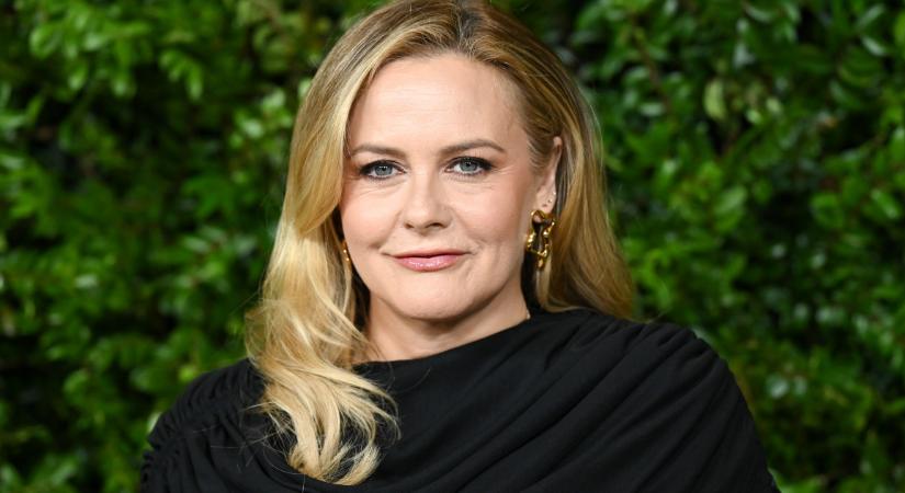 A Spinédzserek ikonja volt, ma már egy kamasz fiú édesanyja - így néz ki most Alicia Silverstone