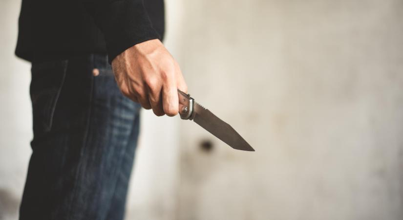 Késelés Szabadka központjában