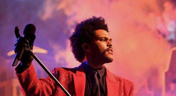 Videó: óriásit énekelt The Weeknd az idei Super Bowlon