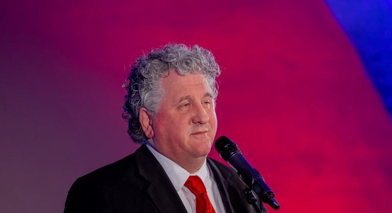 „Ott a telefonod” – Ókovács Szilveszter visszaszólt Magyar Péternek