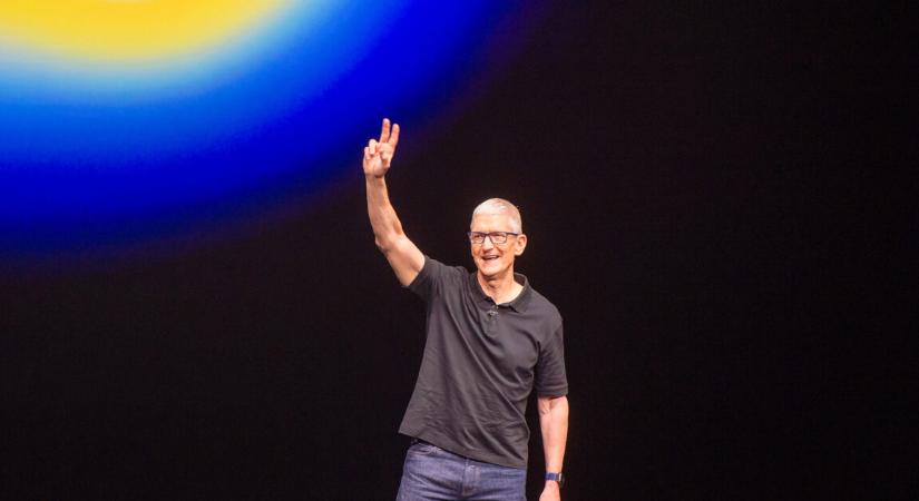 Huszonöt év után távozik az Apple első embere, már az utódot is megnevezték