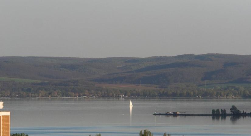 Záporok csapnak le: marad a változékony, tavaszi idő