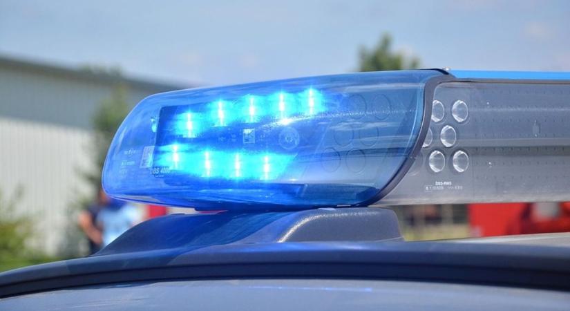 „Adj pénzt meg cigit!" – Megverte a saját apját egy ajkai férfi