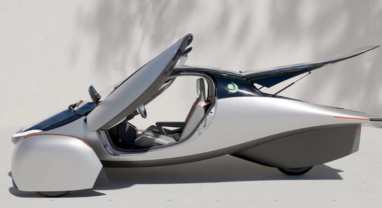 Az Aptera napelemes elektromos autója kora reggel is több energiát termelt, mint egy háztetőre szerelt napelemes rendszer