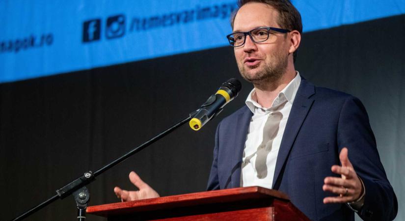 Az USR kitart Bolojan mellett