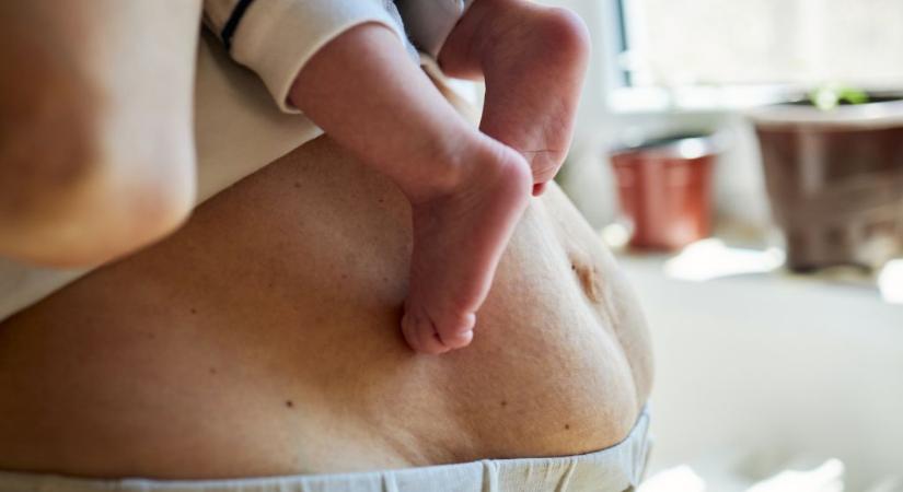 5 gyakori szülés utáni testtel kapcsolatos mítosz, amit a szakértők szerint felejtsünk el