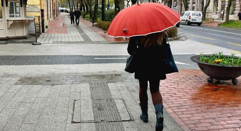 Ne hagyja otthon a kabátját kedden, viharos szél söpör végig a Jászkunságon