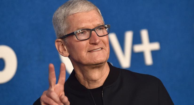 "Életem legnagyobb kiváltsága volt" - Mi történt? Távozik Tim Cook az Apple vezére