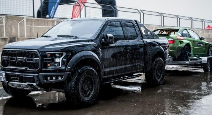 Komoly váltóhibát találtak a Ford pickupoknál – Több mint 1,4 millió autót hívnak vissza