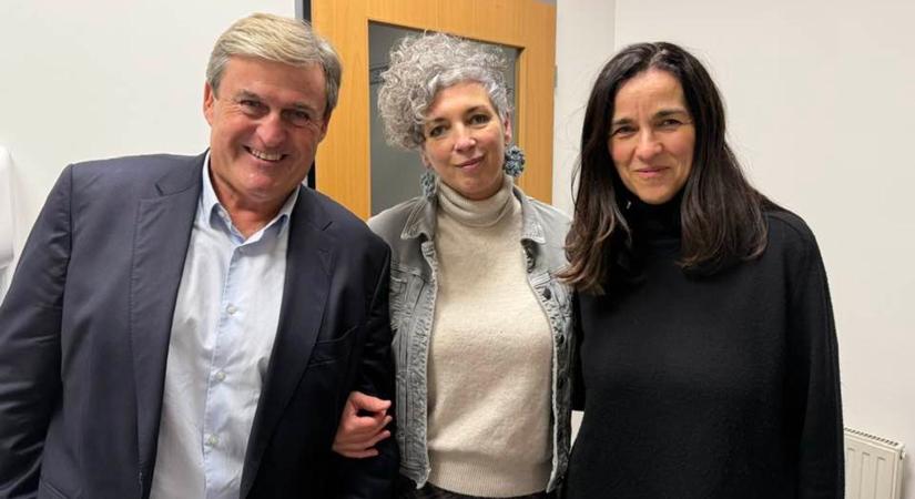 Magyar Péter oldalán előlépnek a nők, jönnek a miniszterek és a képviselők