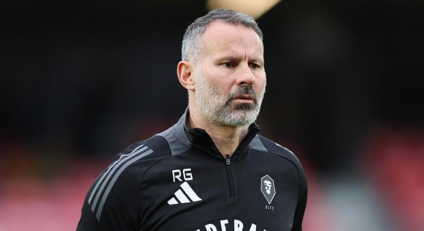 Giggs szerint Carricknek Hojlundra is építenie kellene
