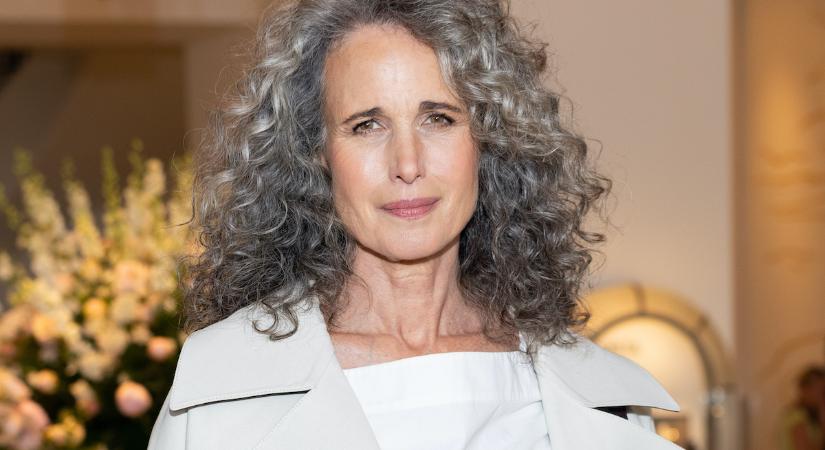 Ugye nem felejtetted el, Andie MacDowell milyen gyönyörű nő volt fiatalon? Ezek a kedvenc képeink róla