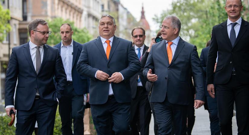 444: A Fideszben elindult az Orbán Viktor-mentő hadművelet