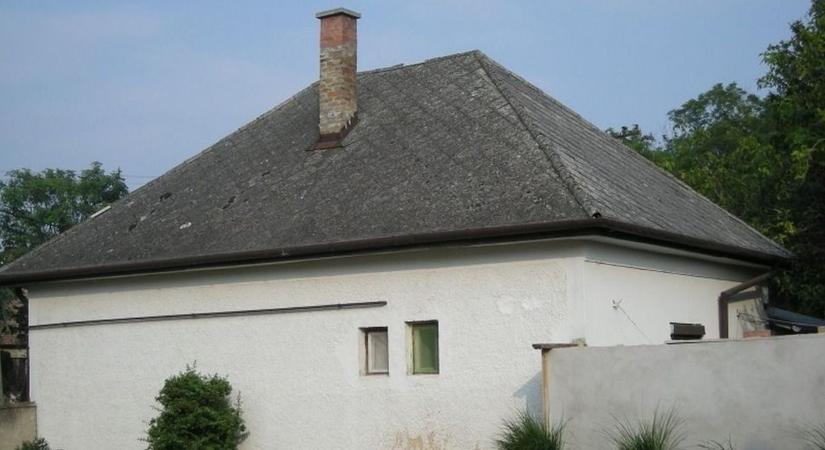 Halálos veszély a magasból – így mérgez bennünket az azbeszt