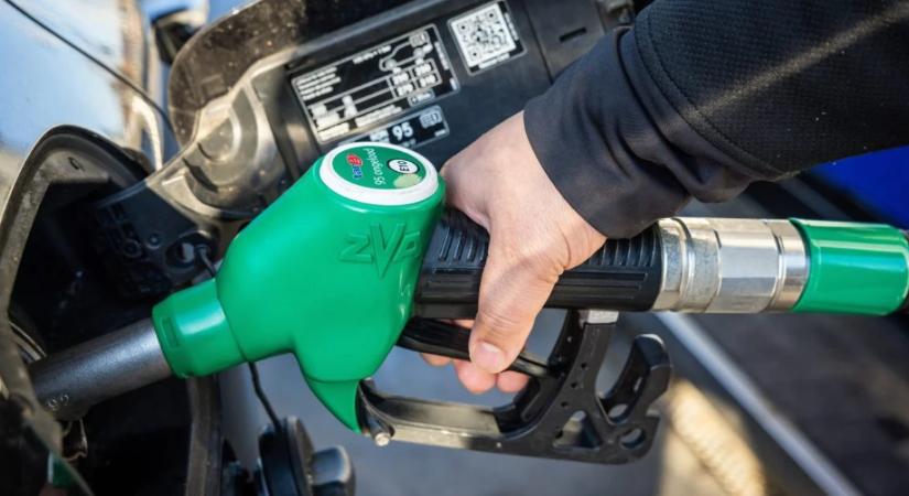 „Ez egy ránk kényszerített, felelőtlen akarat műve” – bezárásokra figyelmeztetnek a benzinkutasok