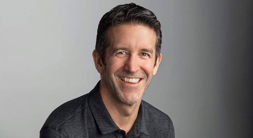 15 éven után lelép az Apple éléről Tim Cook