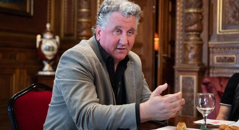 Ókovács Szilveszter Magyar Péternek: Pár éve még volt nevem, sőt, lakcímem is Számodra, üzenni sem kellett