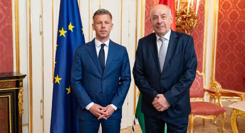 Kellemetlen videó bizonyítja Magyar Péter hintapolitikáját