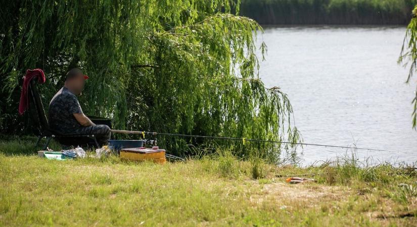 A hegyesi tó monstrumával is összeakadt a debreceni horgász - fotón az elképesztő fogás!