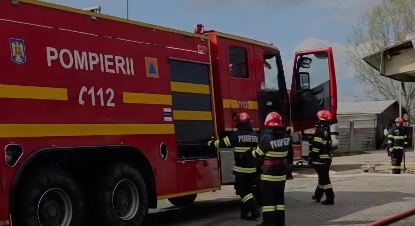 Tűz ütött ki az egykori vajdahunyadi kohászati kombinát területén (VIDEÓ)