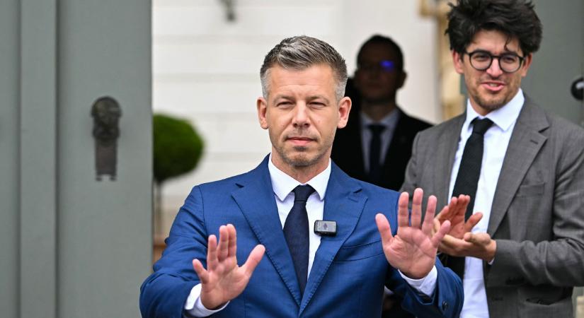 A háborús veszélyhelyzet meghosszabbítását kérte Magyar Péter