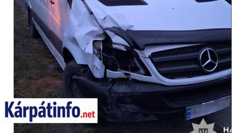 Halálos baleset – mikrobusz gázolt halálra egy gyalogost