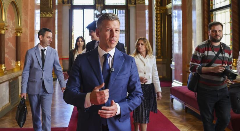 Magyar Péter is reagált az MNB-nyomozás újabb fordulatára