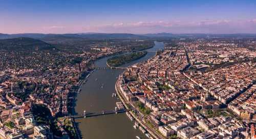 Választások utáni roham: Svájcból és USA-ból rávetették magukat az érdeklődők a magyar lakásokra