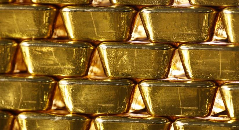 Elolvadt a magyar aranytartalék, 100 milliárdok égtek el az MNB szerint