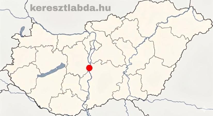 Földrajz feladat: Duna-menti iparváros a vaktérképen, felismered a piros pont titkát?