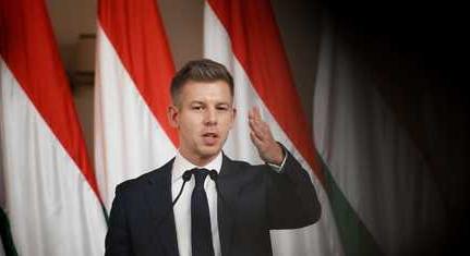 Magyar Péter szerint a legfőbb ügyész megvárta, míg a jegybank kirablói lelépnek a lopott szajréval