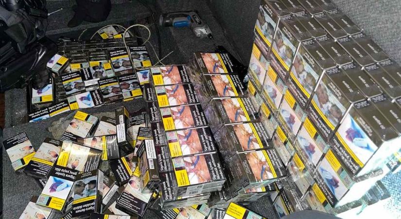 Az ólommal árnyékolt rejtekhely sem segített: lebuktak a csempészek az M1-esen