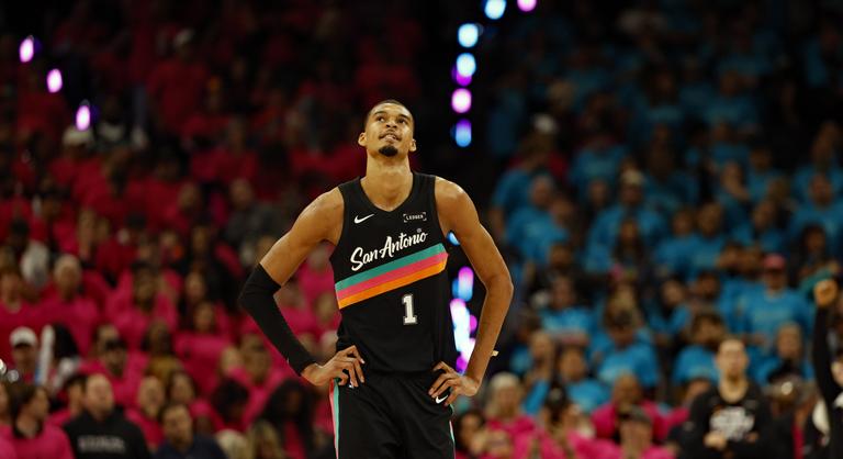 Soha nem látott konszenzus, újabb rekordot jelentő elismerést nyert el a 22 éves égimeszelő