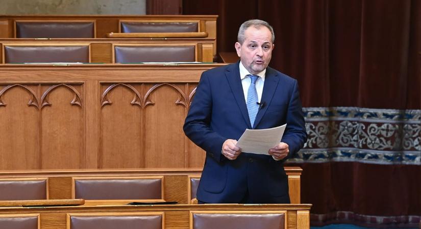 Budai Gyula már ellenzéki pózba vágta magát és az üzemanyagárak miatt kéri számon a Tisza-kormányt