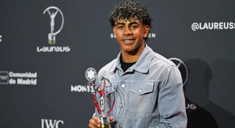 Lamine Yamal McDonald’s-os menüvel tömte magát a privát gépén – fotók