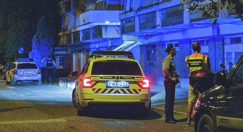 Balhé a Kereszttöltés utcában, lebuktak a dílerek, újabb elfogásról suttognak a környéken