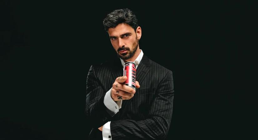 Michele Morrone Magyarországra érkezik: a nemzetközi filmsztár Budapesten tűnik fel április 24-én