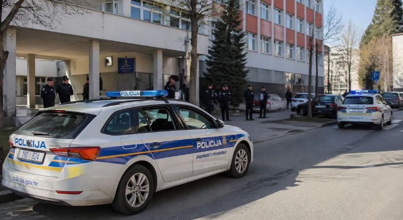 Rendkívüli: bombafenyegetés miatt több középiskolát is kiürítettek a szomszédban