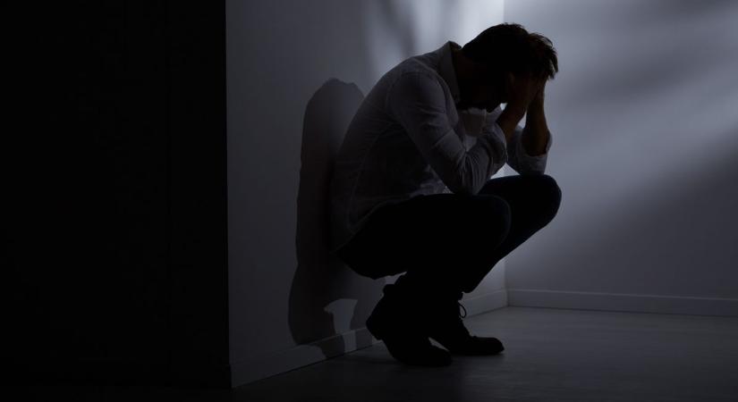 Arra bíztatta, hogy lépjen le a létráról, és dobja el az életét